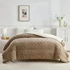 Mia Blanket