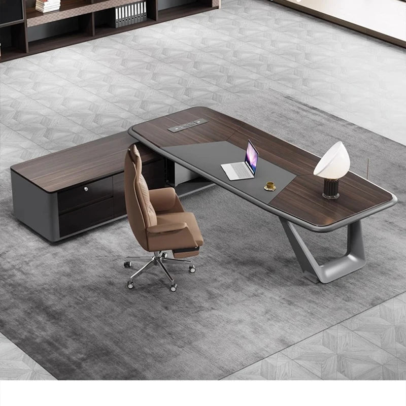 Esme Table