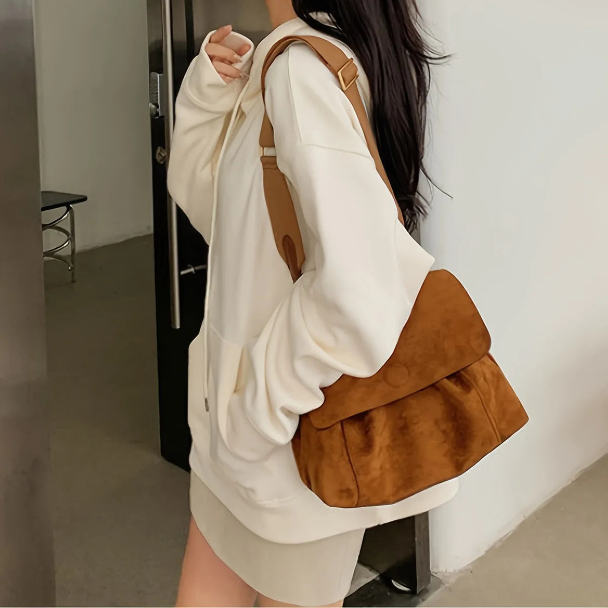 Nia Tote Bags