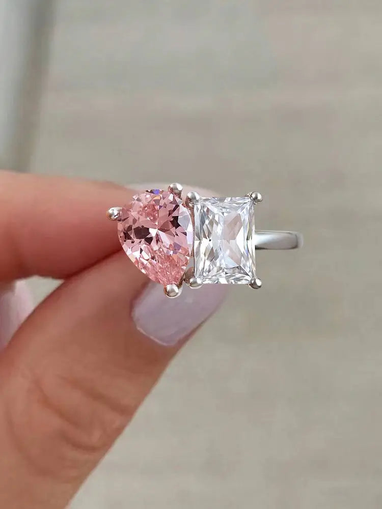 Ava Ring