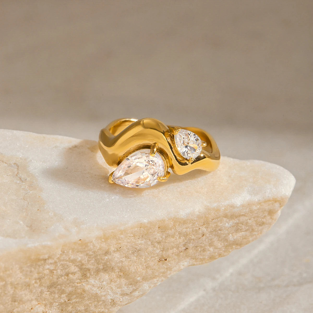 Romy Ring