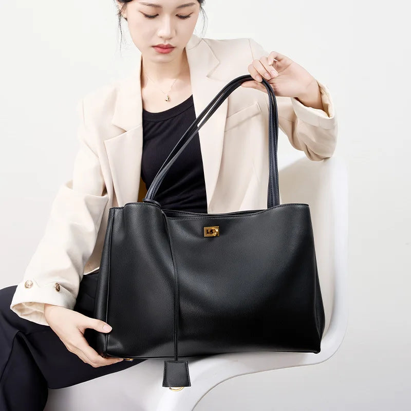 Ava Tote Bags