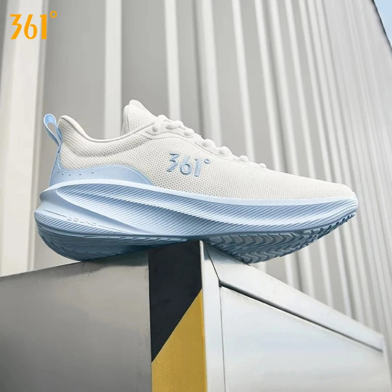 Elle Sneaker