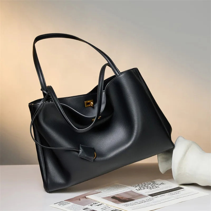Ava Tote Bags