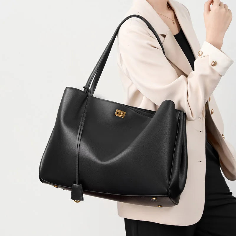 Ava Tote Bags