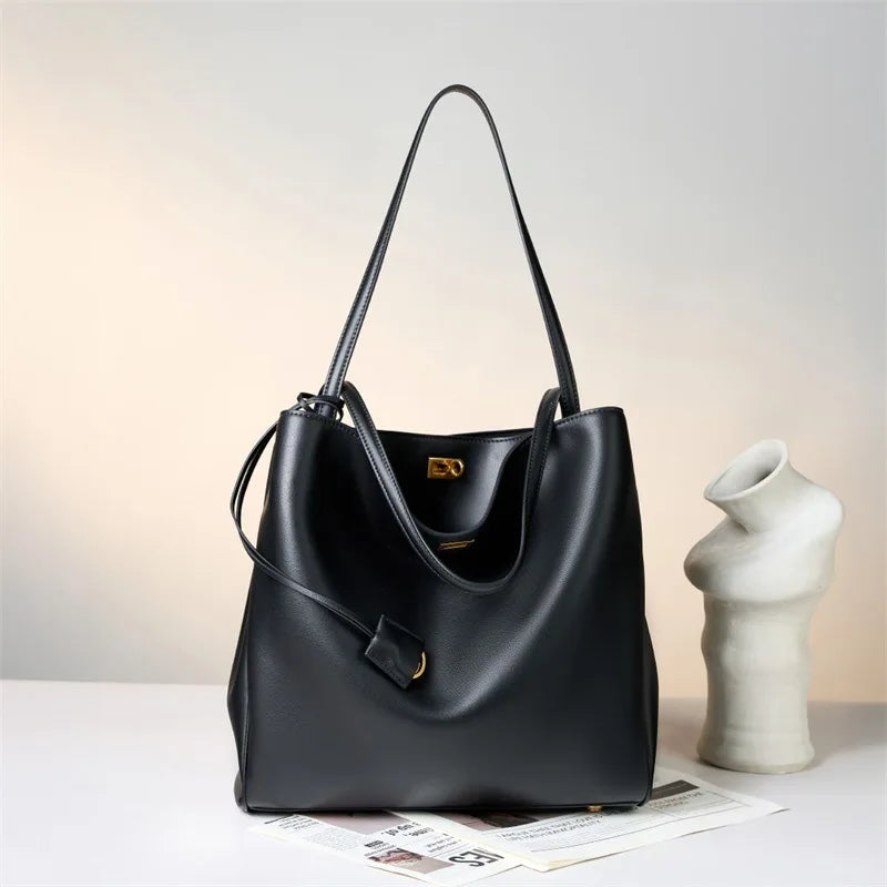 Ava Tote Bags