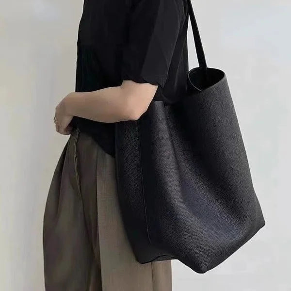 Zoe Tote Bags