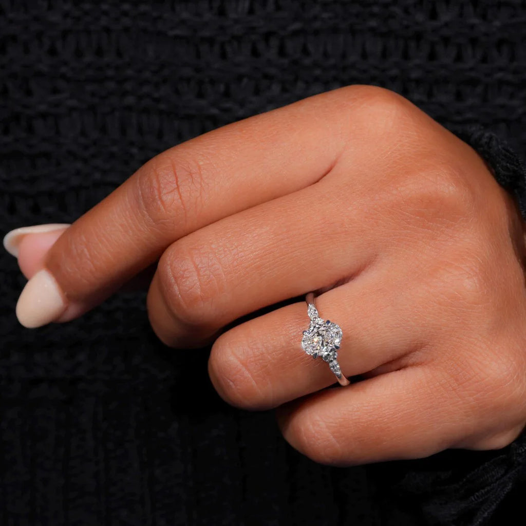 Elle Ring