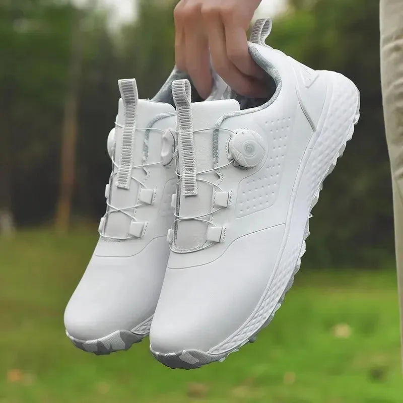 Nova Sneakers