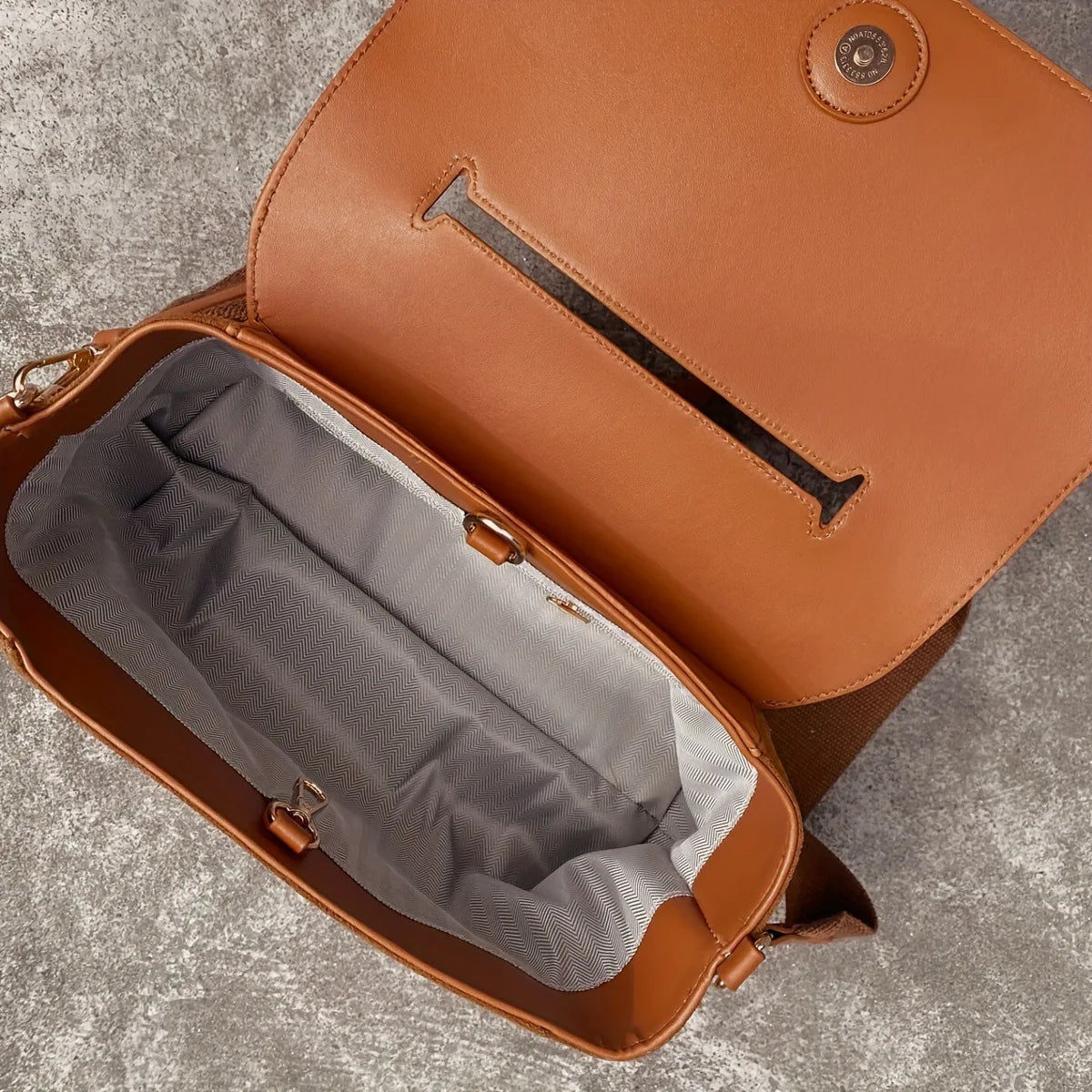 Nia Tote Bags