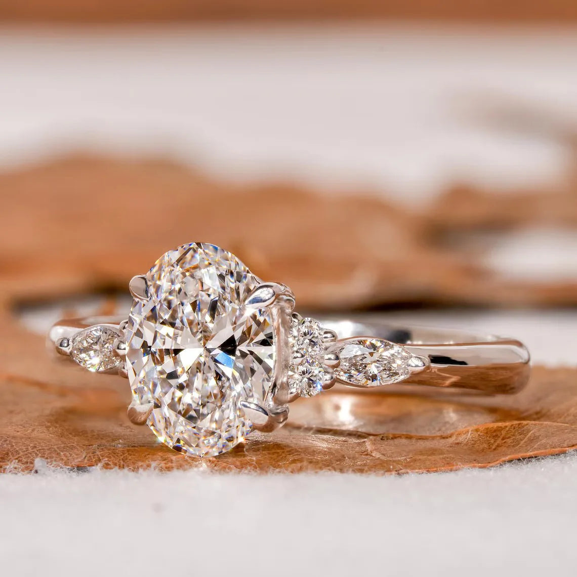 Elle Ring