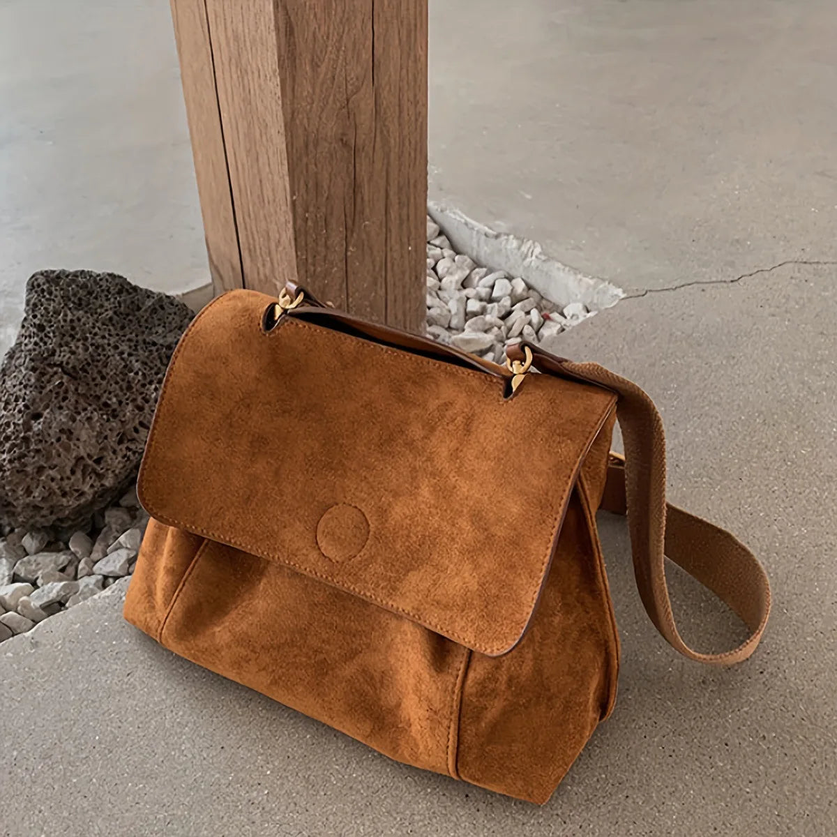 Nia Tote Bags